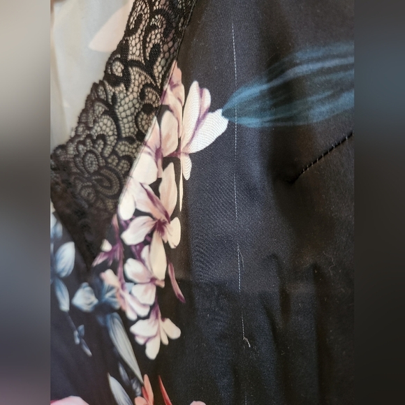 La Vie en Rose Black Floral Lace Trim Sleepwear Set Relax Fit Size M - Picture 9 of 15